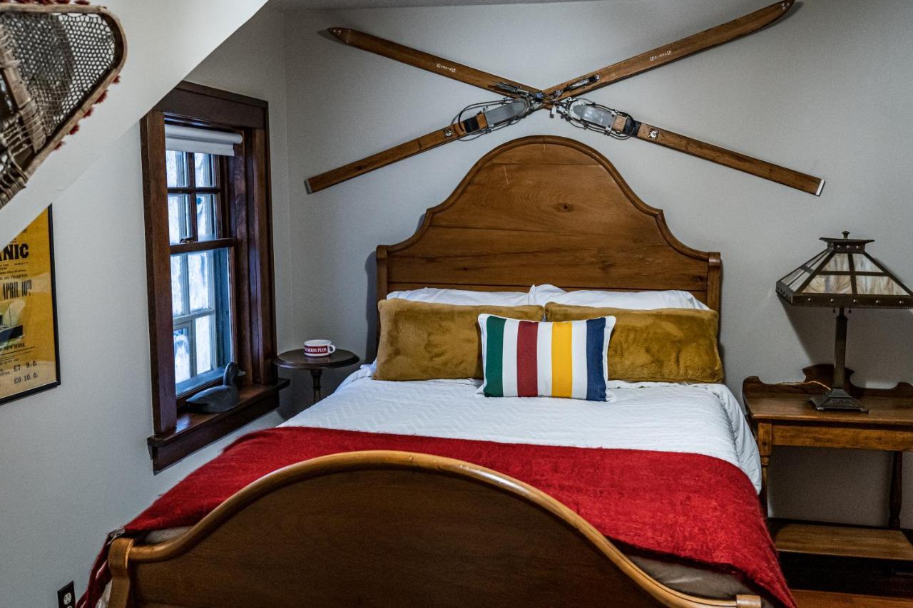The Craftsman House Bed and Breakfast Bragg Creek Buitenkant foto